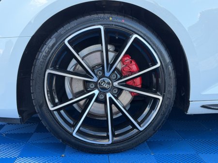 2017 Audi A4 - photo 14
