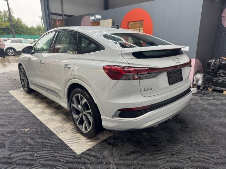 2025 Audi Q4 e-tron - photo 5
