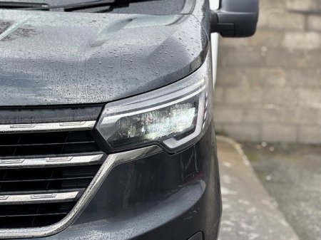 2022 Renault Trafic - photo 5