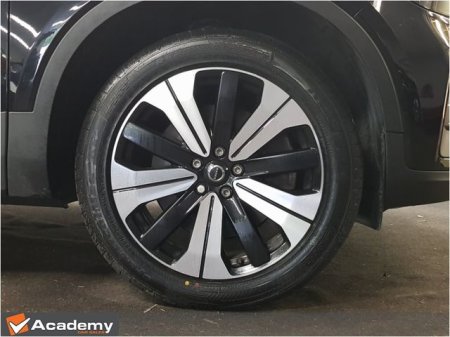 2023 Volvo XC40 - photo 13