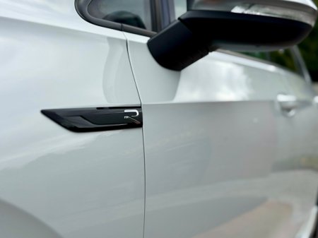 2021 Volkswagen Golf - photo 10