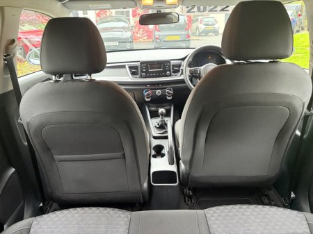 2021 Kia Rio - photo 10