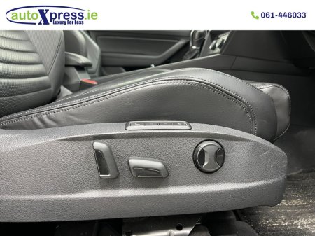 2020 Volkswagen Passat - photo 25