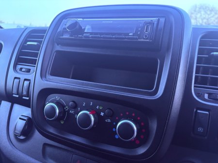 2021 Renault Trafic - photo 11