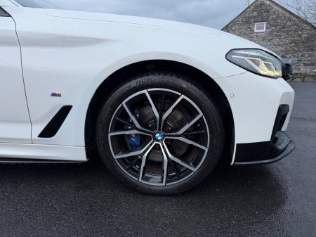 2021 BMW 5-Series - photo 11