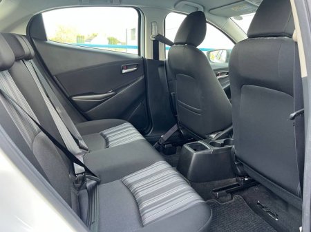 2017 Mazda Demio - photo 8