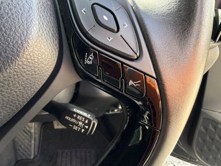 2021 Toyota C-HR - photo 9