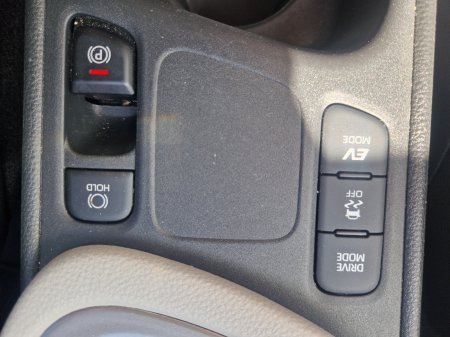2021 Toyota Yaris - photo 11