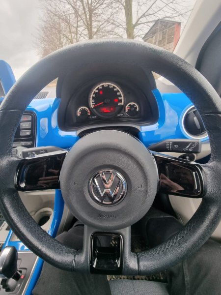 2015 Volkswagen up! - photo 21