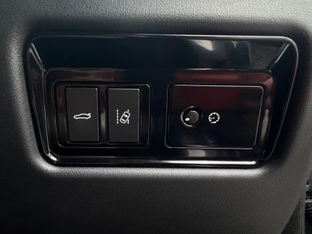2017 Jaguar XE - photo 29