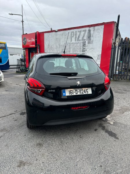 2016 Peugeot 208 - photo 14
