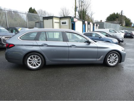 2022 BMW 5-Series - photo 7