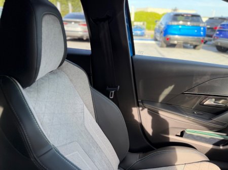 2021 Peugeot 208 - photo 30