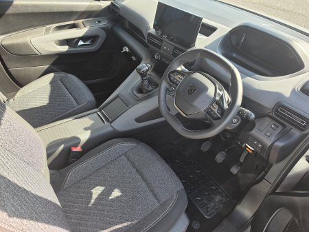 2026 Peugeot Rifter - photo 9