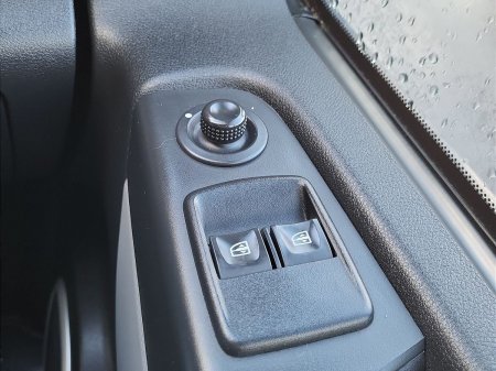 2017 Renault Trafic - photo 23