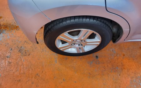 2008 Subaru Justy - photo 10