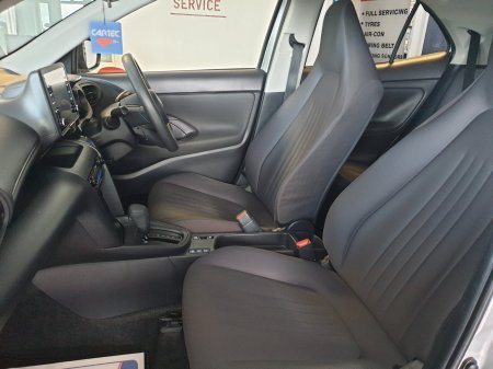 2022 Toyota Yaris Cross - photo 14