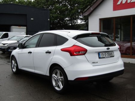 2017 Ford Focus - photo 6