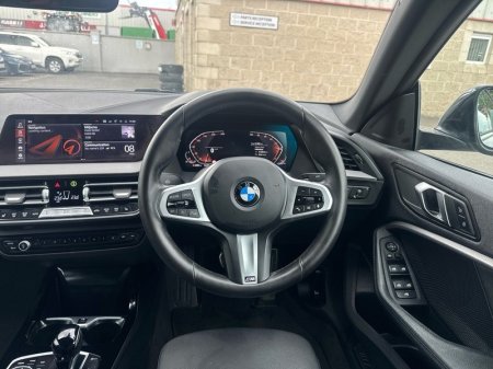 2024 BMW 2-Series - photo 9