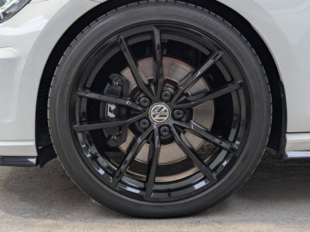 2020 Volkswagen Golf - photo 22