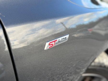 2021 Ford Focus - photo 8
