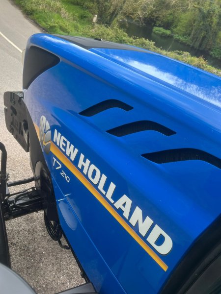 2021 New Holland T7.210 - photo 26