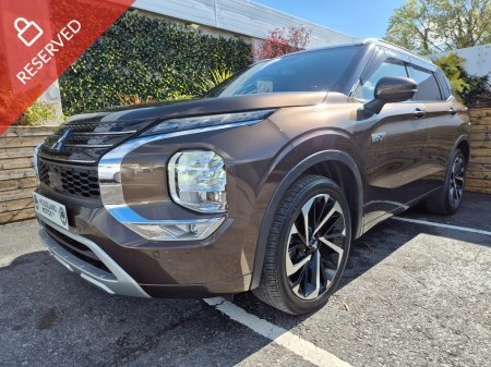2022 Mitsubishi Outlander 2.4 PVEV / 7 SEATER / EXCEED / TOP SPEC / TAX €140 (222 REG )