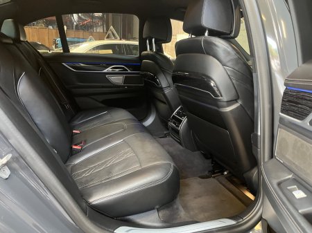2021 BMW 7-Series - photo 10