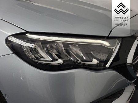 2025 Mercedes-Benz E-Class - photo 4