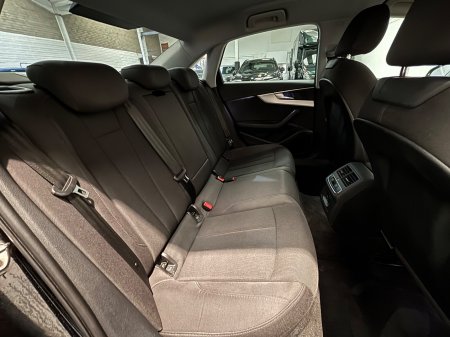 2016 Audi A4 - photo 19