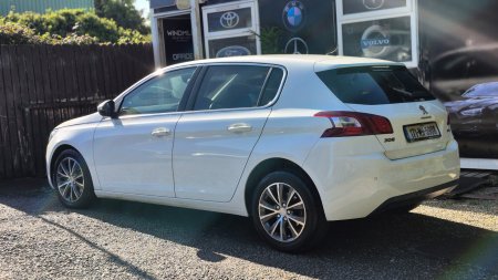 2017 Peugeot 308 - photo 6