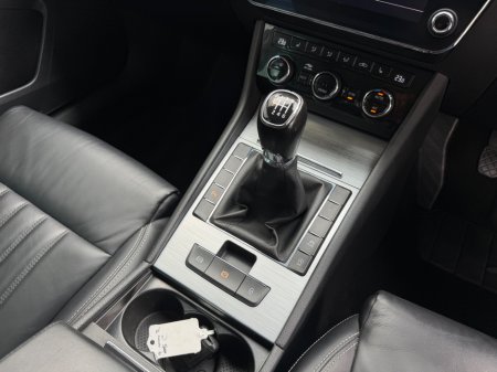 2022 Skoda Superb - photo 37
