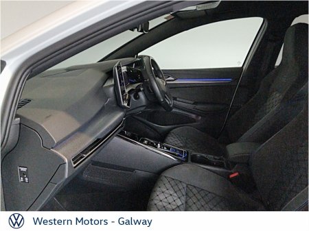 2025 Volkswagen Golf - photo 4