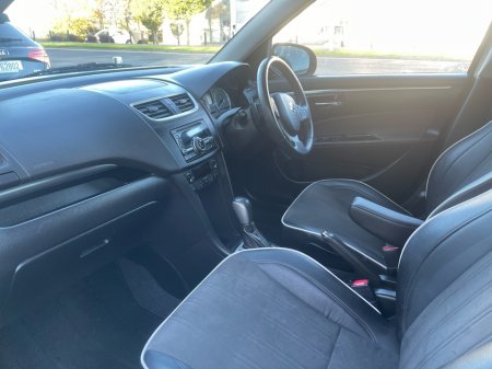 2016 Suzuki Swift - photo 2