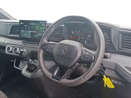 2025 Renault Master - photo 6