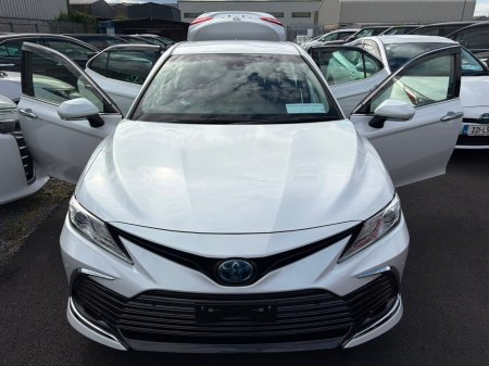 2021 Toyota Camry - photo 10