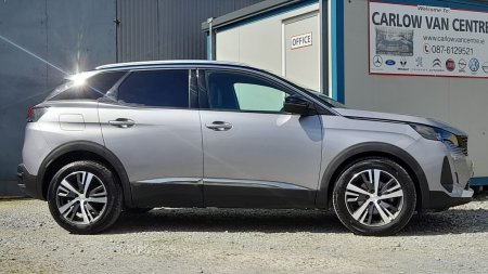 2023 Peugeot 3008 - photo 2