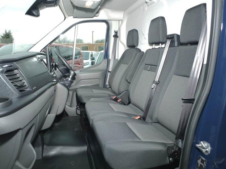 2025 Ford Transit - photo 10