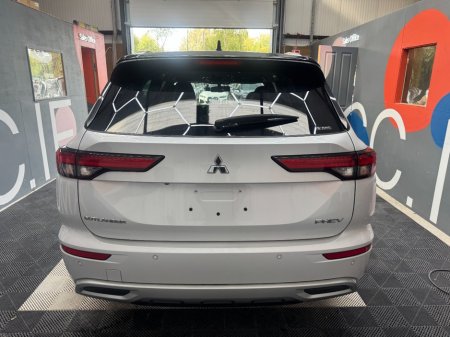2022 Mitsubishi Outlander - photo 4