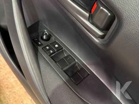 2020 Toyota Corolla - photo 17
