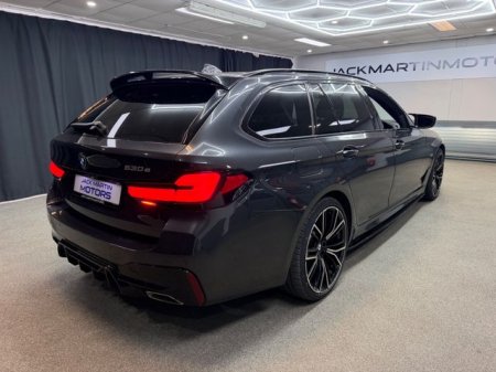 2022 BMW 5-Series - photo 13