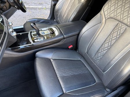 2017 BMW 7-Series - photo 14