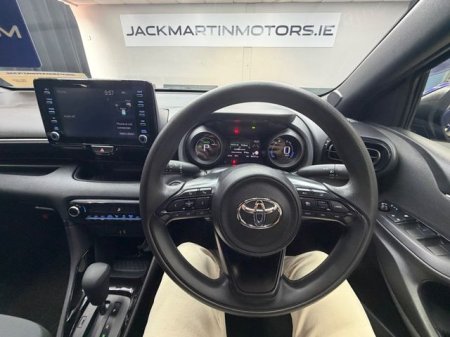 2021 Toyota Yaris - photo 22
