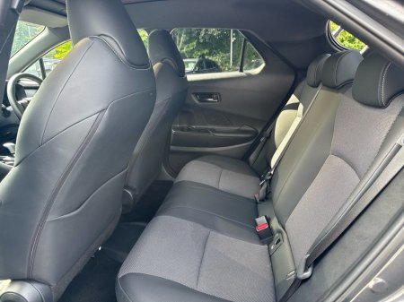 2025 Toyota C-HR - photo 7