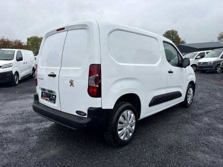 2020 Peugeot Partner - photo 5