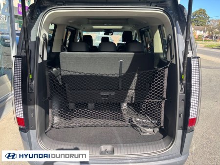 2027 Hyundai Staria - photo 6