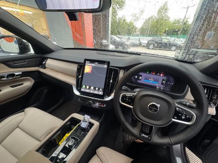 2025 Volvo XC90 - photo 13