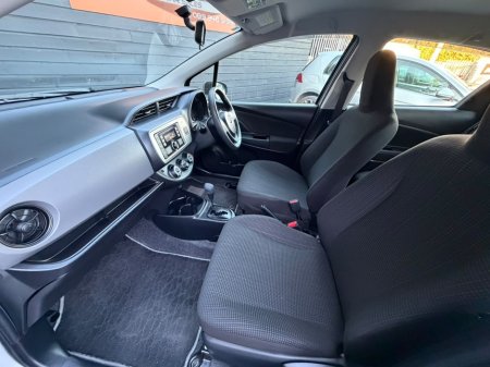 2016 Toyota Yaris - photo 14