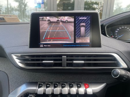 2018 Peugeot 5008 - photo 18