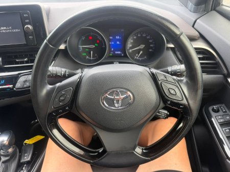 2017 Toyota C-HR - photo 10